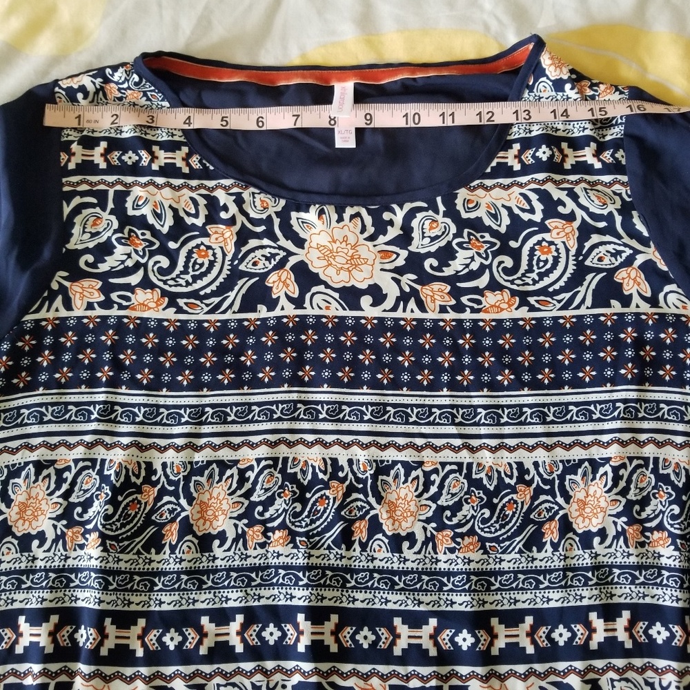 Shirt - Picture 3 of 5